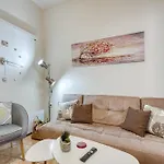Дом отдыха Jo's Guesthouse, Benitses Бенитсес